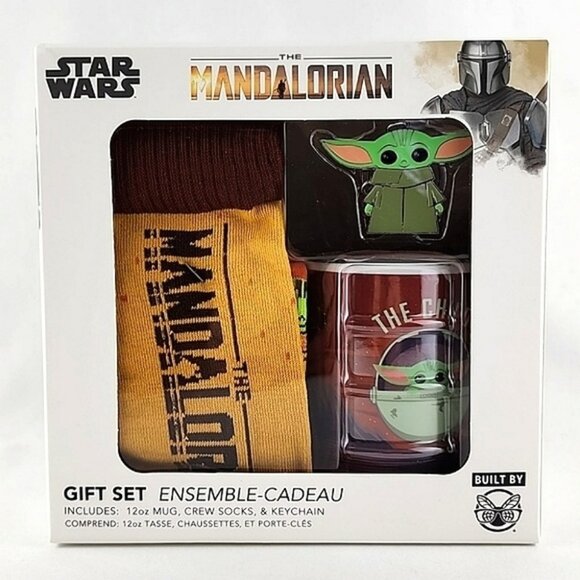 Star Wars The Mandalorian Grogu The  Child Gift Set Mug Socks & Key Chain - Picture 1 of 14